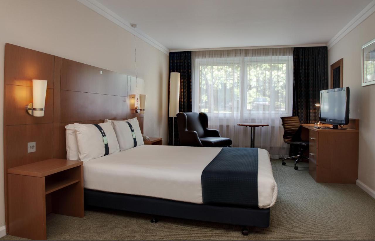Holiday Inn London Brent Cross, An Ihg Hotel Dış mekan fotoğraf