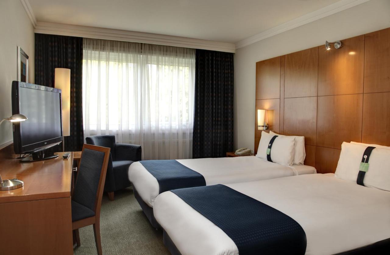 Holiday Inn London Brent Cross, An Ihg Hotel Dış mekan fotoğraf