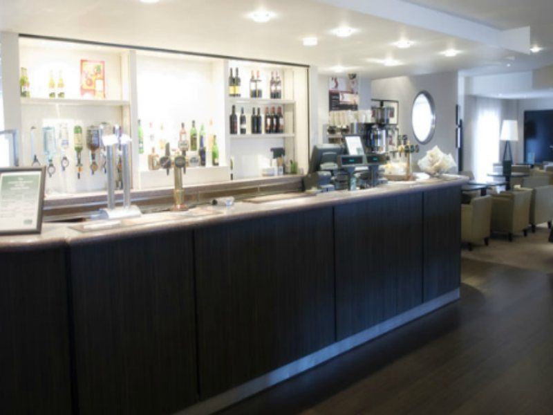 Holiday Inn London Brent Cross, An Ihg Hotel Restoran fotoğraf