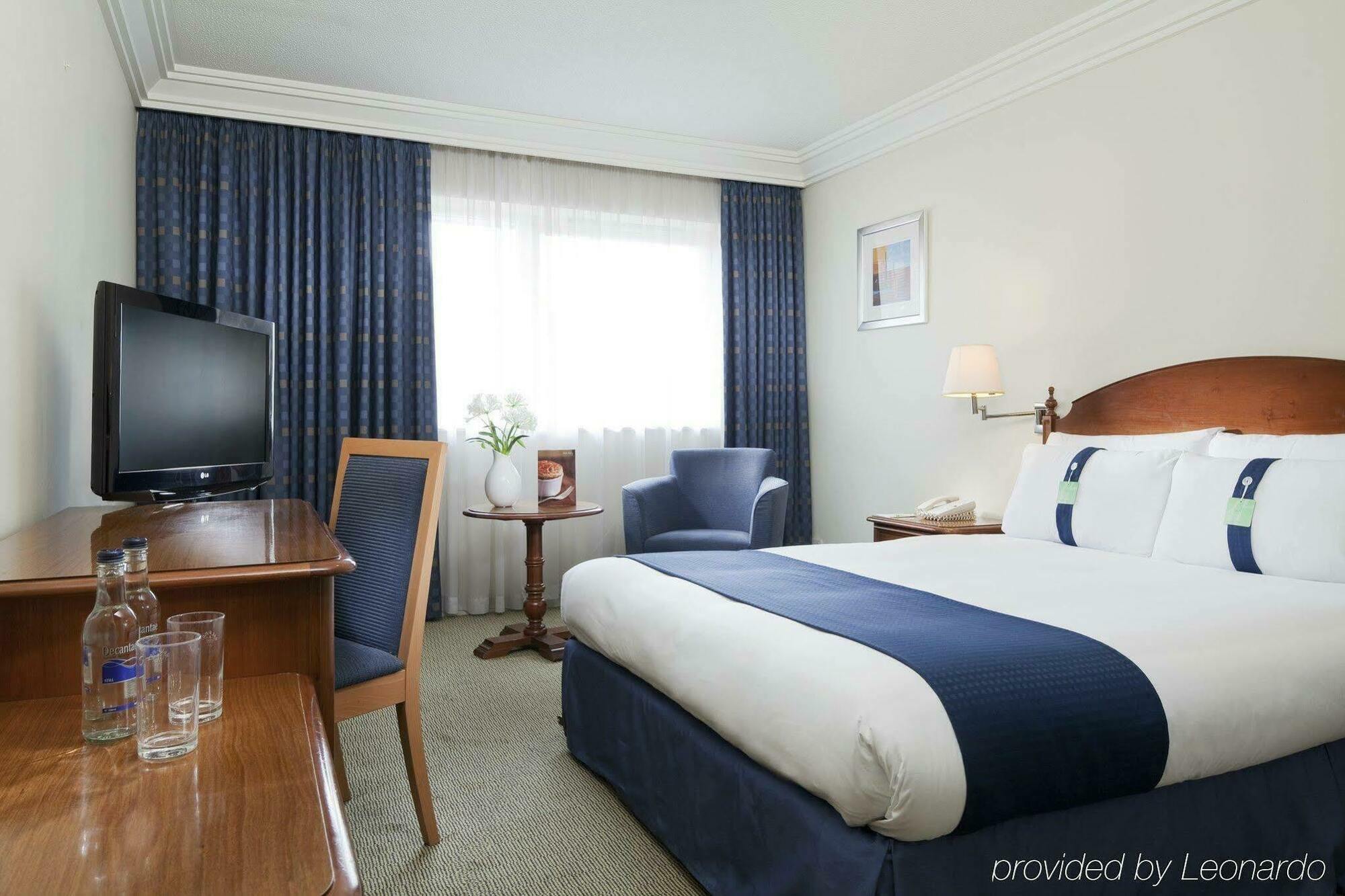 Holiday Inn London Brent Cross, An Ihg Hotel Dış mekan fotoğraf